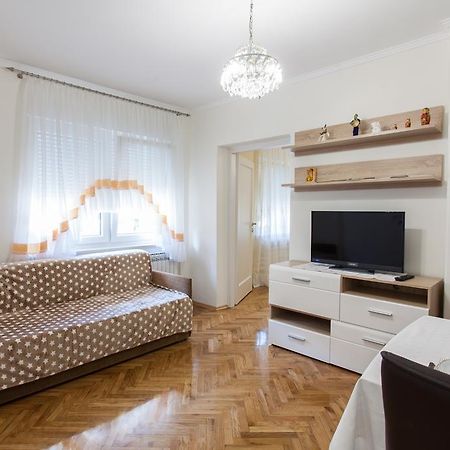 Apartment Marija ซาเกร็บ ภายนอก รูปภาพ